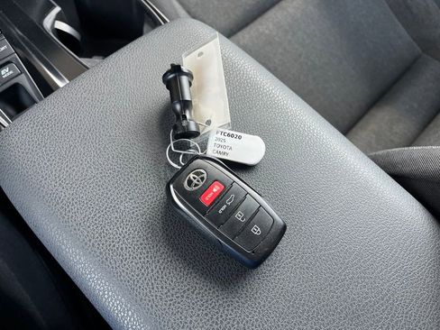 Used 2025 Toyota Camry LE FWD image 30