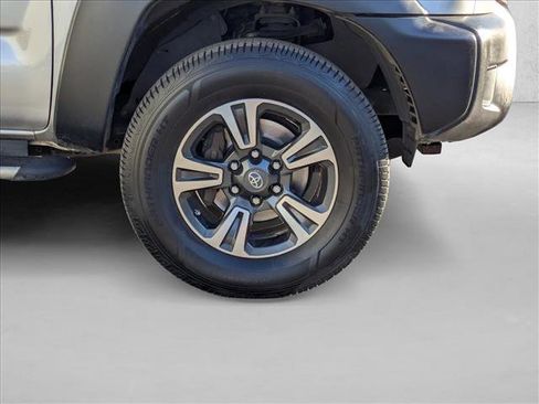 Used 2012 Toyota Tacoma PreRunner image 16