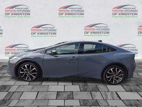 Certified 2023 Toyota Prius Prime FWD image 7