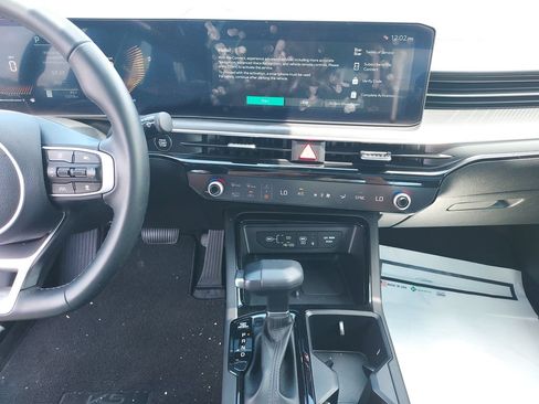 Used 2025 Kia K5 GT-Line w/ GT-Line Premium Package FWD image 17