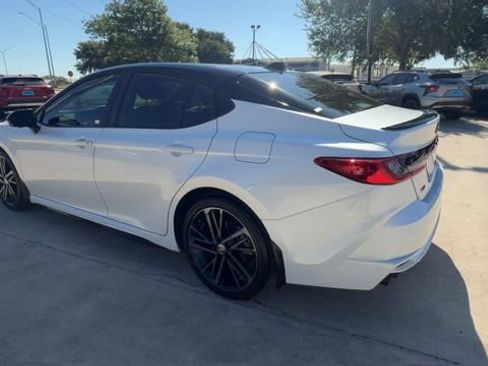 Used 2026 Toyota Camry XSE w/ Premium Plus Package FWD image 6