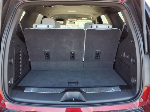 Used 2025 Chevrolet Tahoe Premier image 10