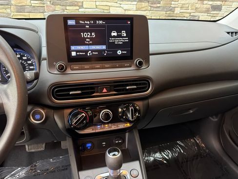 Used 2023 Hyundai Kona SEL AWD/4WD image 31