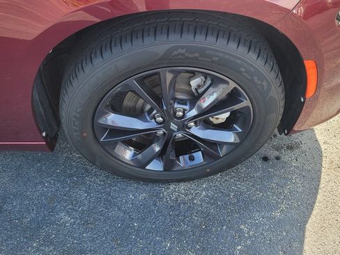 Used 2021 Dodge Charger SXT w/ Blacktop Package AWD/4WD image 15