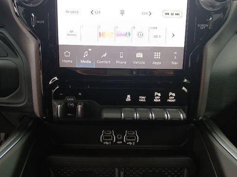 New 2026 RAM 2500 Big Horn AWD/4WD image 27