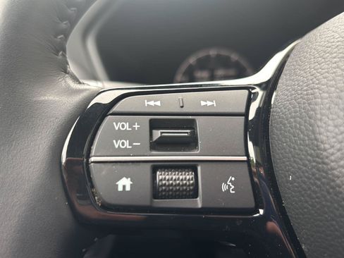Certified 2026 Honda HR-V EX-L image 9