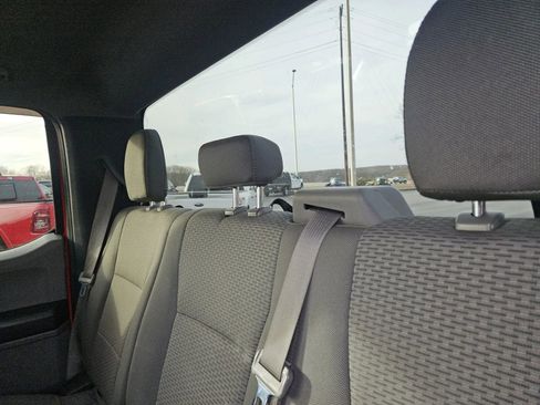 Used 2015 Ford F150 XLT image 10