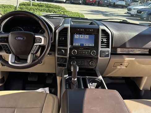 Used 2018 Ford F150 Lariat image 37