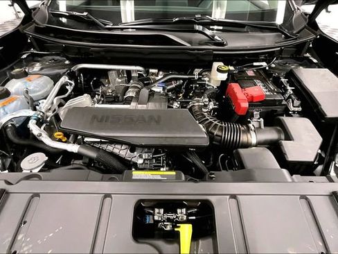 New 2025 Nissan Rogue S image 12
