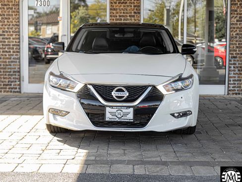 Used 2016 Nissan Maxima Platinum image 2