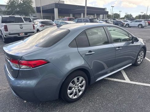 Used 2022 Toyota Corolla LE FWD image 4
