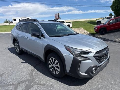 Used 2025 Subaru Outback Premium w/ Popular Package #1A AWD/4WD image 1