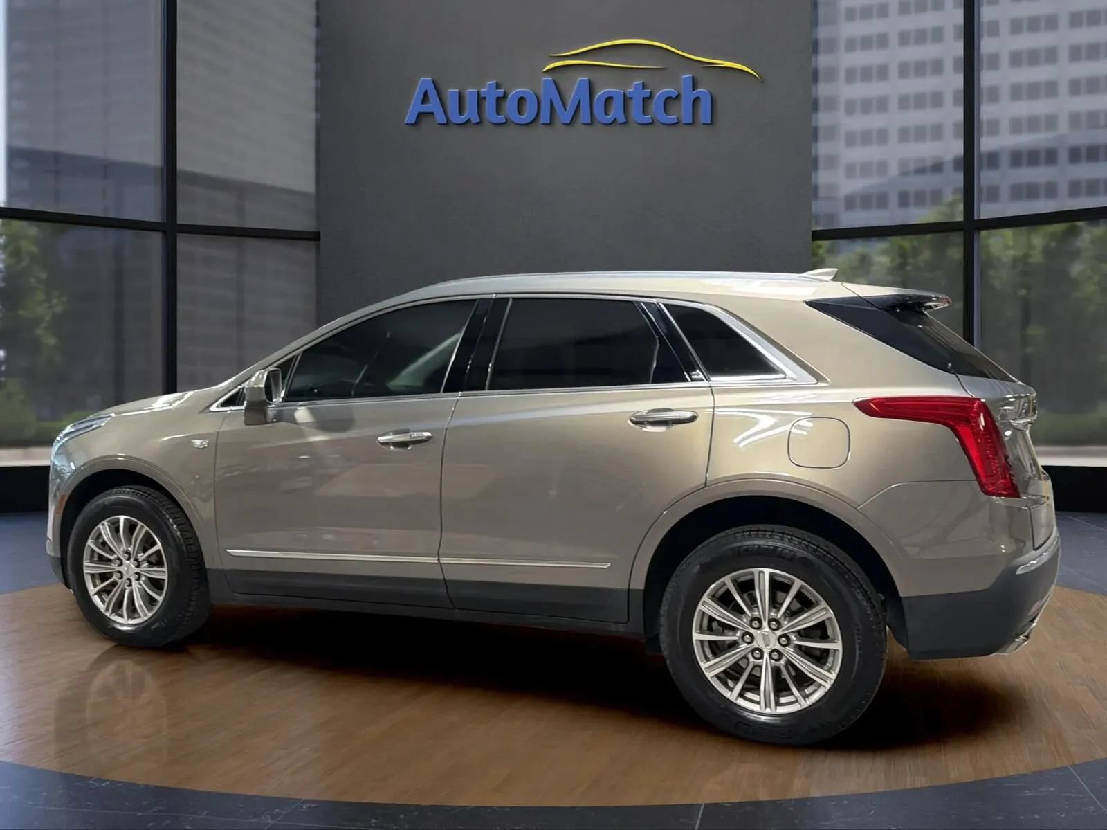 Used 2018 Cadillac XT5 Luxury FWD image 7