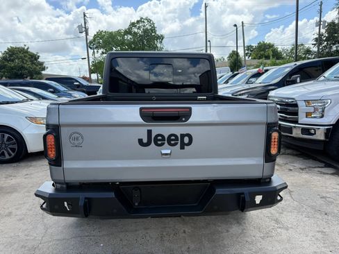 Used 2020 Jeep Gladiator Sport w/ Quick Order Package 24S AWD/4WD image 6