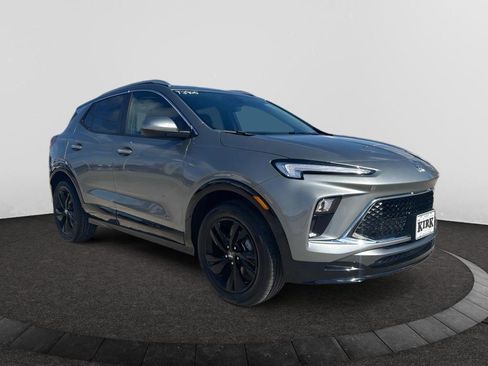 New 2025 Buick Encore GX Sport Touring image 4