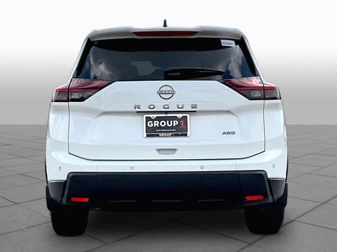 Used 2026 Nissan Rogue S AWD/4WD image 5