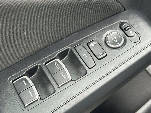 Used 2025 Honda Civic Sport image 12