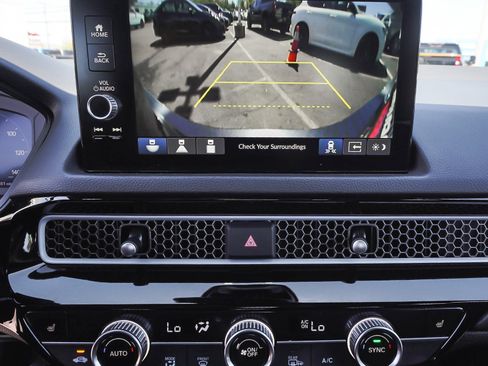 Used 2025 Honda Civic Sport image 23
