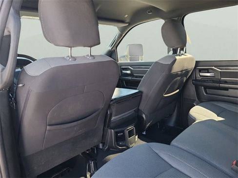 Used 2024 RAM 2500 Big Horn image 12