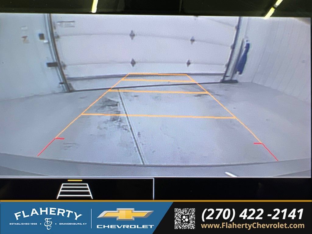 Used 2022 Chevrolet Malibu LS FWD image 32