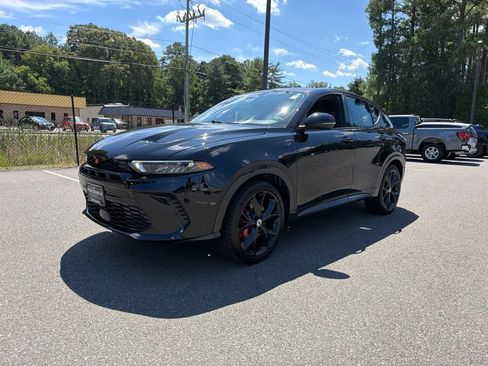 Used 2024 Dodge Hornet R/T Plus AWD/4WD image 2
