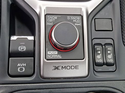 Used 2022 Subaru Forester Limited image 24