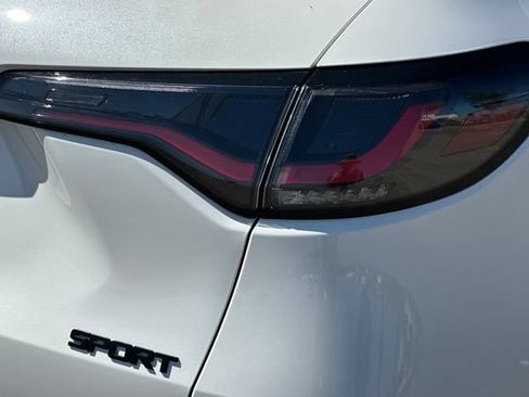 Certified 2023 Honda HR-V Sport image 32