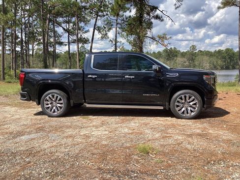 New 2025 GMC Sierra 1500 Denali w/ Denali Reserve Package image 4