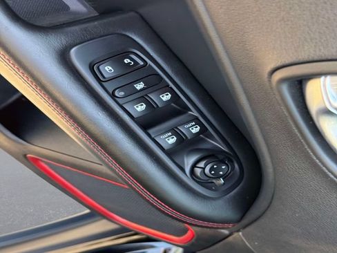 Used 2018 Jeep Compass Trailhawk AWD/4WD image 18