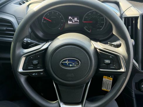 Used 2017 Subaru Impreza 2.0i Premium image 5