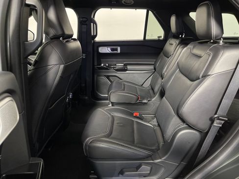 Used 2023 Ford Explorer ST w/ Equipment Group 401A RWD image 13