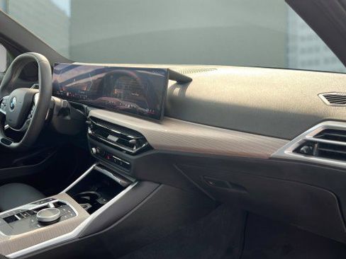 Used 2025 BMW 330i Sedan image 20