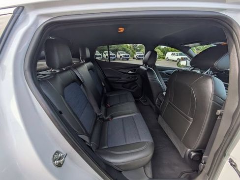 Certified 2025 Buick Envista Preferred w/ Convenience I Package FWD image 32
