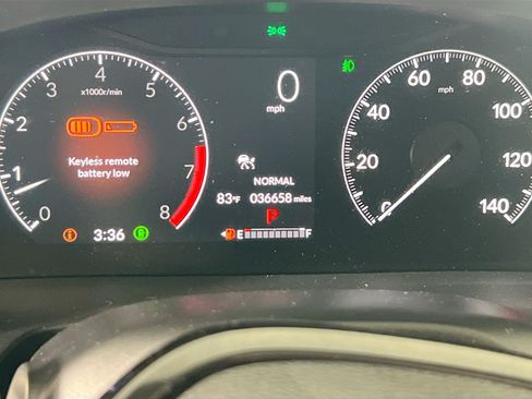 Used 2023 Honda Pilot EX-L image 12