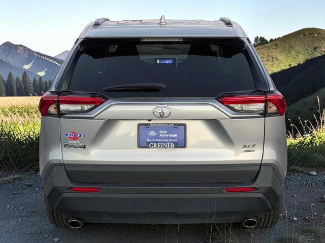 Used 2025 Toyota RAV4 XLE AWD/4WD image 4