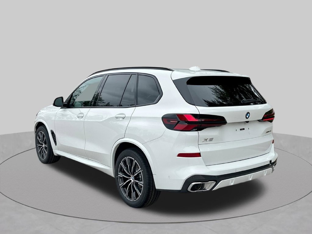 Used 2026 BMW X5 xDrive40i w/ M Sport Package AWD/4WD image 7