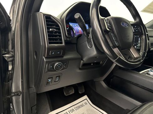 Used 2021 Ford Expedition Max Limited image 36