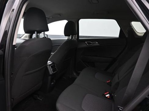 Used 2026 Kia Sportage LX FWD image 15