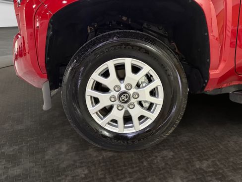 Used 2025 Toyota Tacoma SR5 RWD image 19