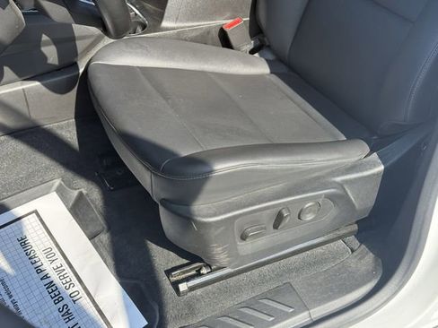 Used 2023 GMC Canyon Elevation w/ Elevation Premium Package AWD/4WD image 13