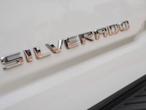 Used 2025 Chevrolet Silverado 2500 LT w/ Safety Package AWD/4WD image 12