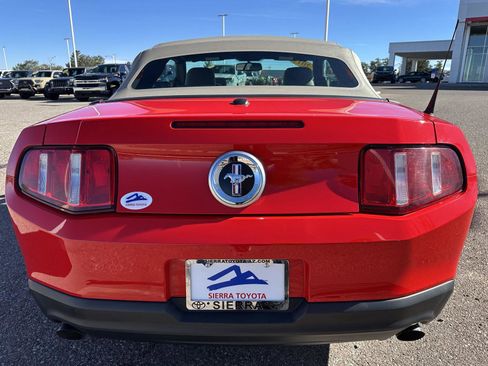 Used 2011 Ford Mustang Premium w/ Comfort Pkg image 4