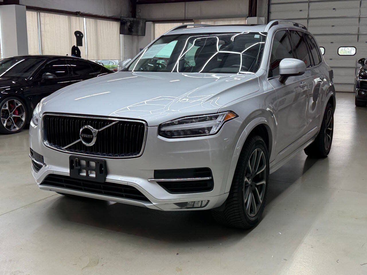 Used 2019 Volvo XC90 T6 Momentum AWD/4WD image 5