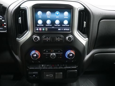 Used 2021 Chevrolet Silverado 2500 LT w/ Fleet Comfort Package image 19