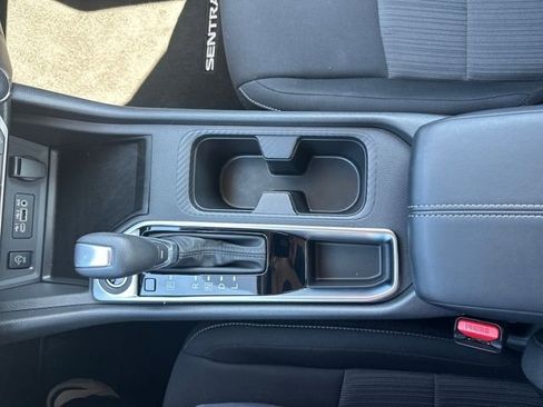 Used 2025 Nissan Sentra SV w/ Trunk Package image 18