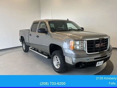 Used 2009 GMC Sierra 2500 SLE w/ Convenience Package