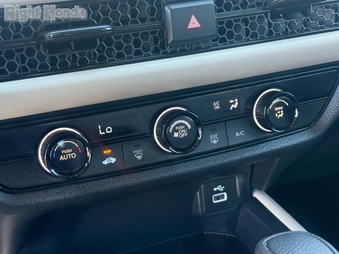 Used 2024 Honda HR-V LX image 24