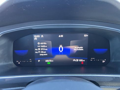 Used 2022 Volkswagen Tiguan SE image 11