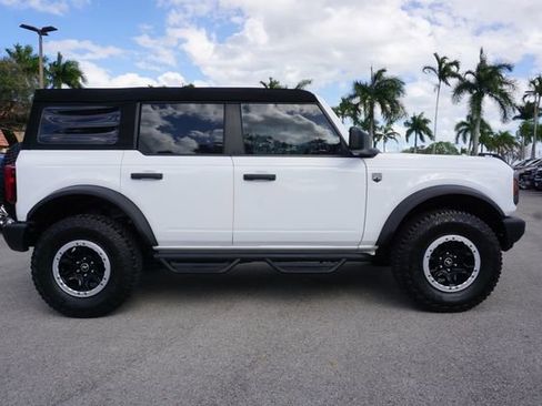 Certified 2023 Ford Bronco Big Bend w/ Sasquatch Package image 14