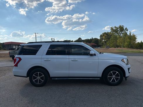 Used 2021 Ford Expedition XLT RWD image 13